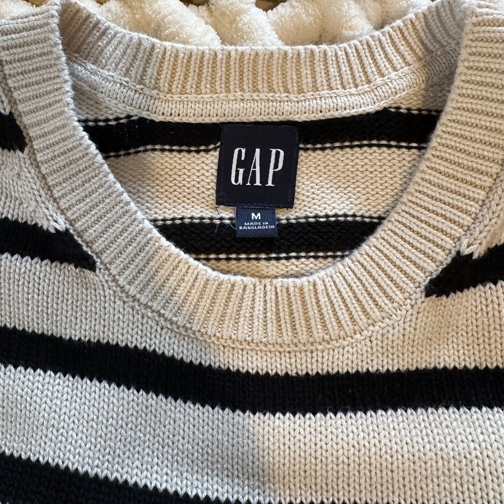 GAP Split Hem Striped Crew Neck Sweater